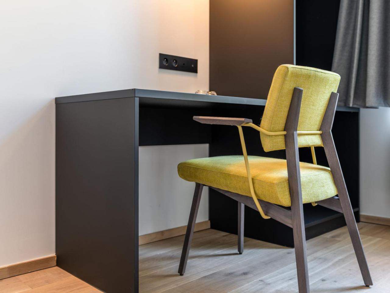 Hotel Kronacker Tienen Kültér fotó