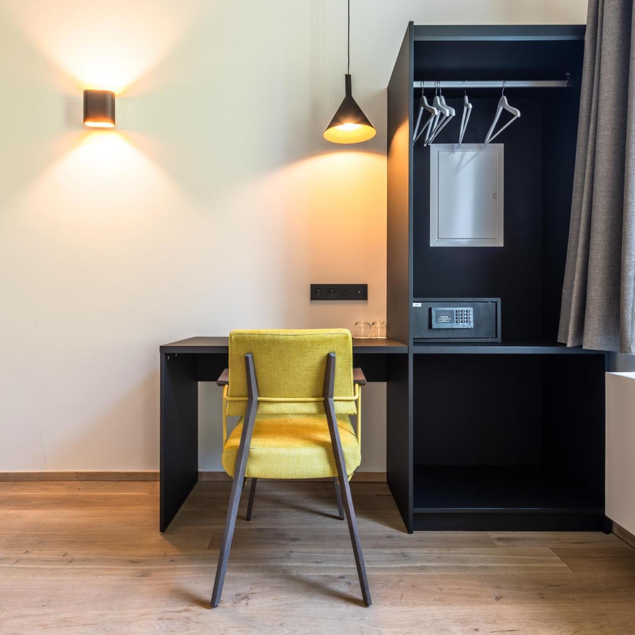 Hotel Kronacker Tienen Kültér fotó